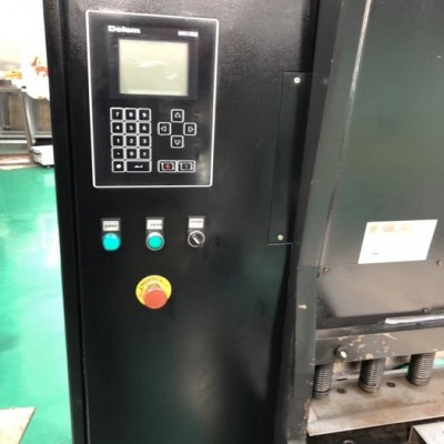 静德数控 出售转让全新（二手）金方圆数控剪板机，金方圆产，型号：VR6*4000MM  ，剪板厚度：6MM，剪板长度：4
