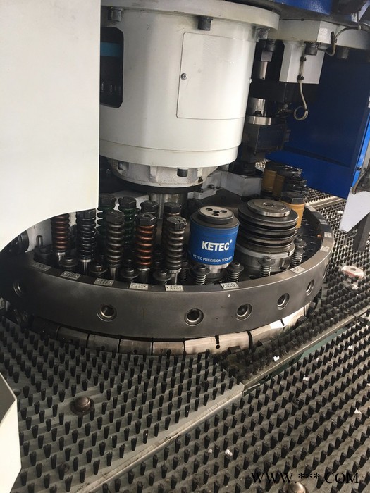 江苏亚威数控转塔冲 HPI3058 数控冲床  数控折弯机  数控剪板机图2