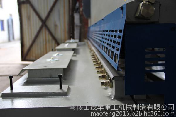 液压闸式剪板机  剪板机供应商图3