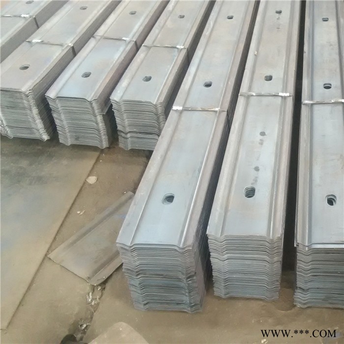 ** W型钢带 各种镀锌W型钢带 冷轧带钢 山东W型图8