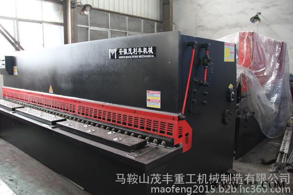 液压摆式剪板机 工作精度高,效率提升快的液压摆式剪板机图2