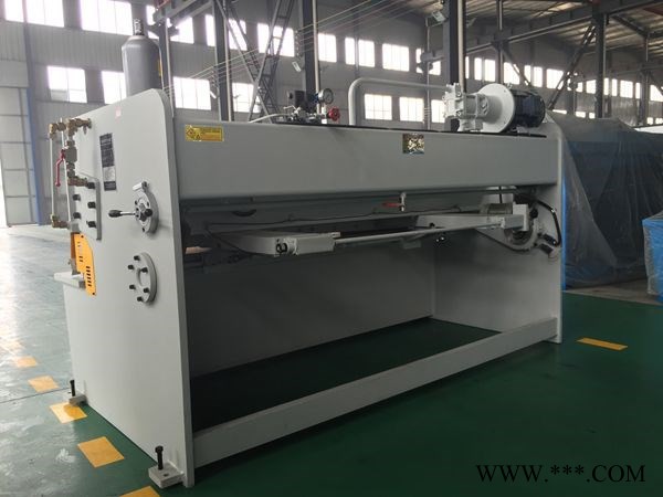 QC12Y-25×3200 数控剪板机图4