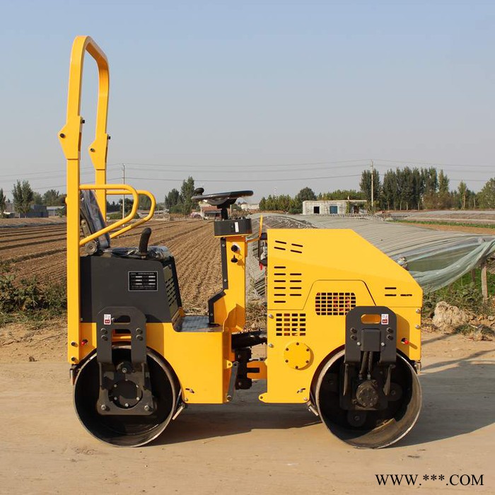 850座驾式压路机 小型座驾式压路机厂家 柴油水冷轧道机图3
