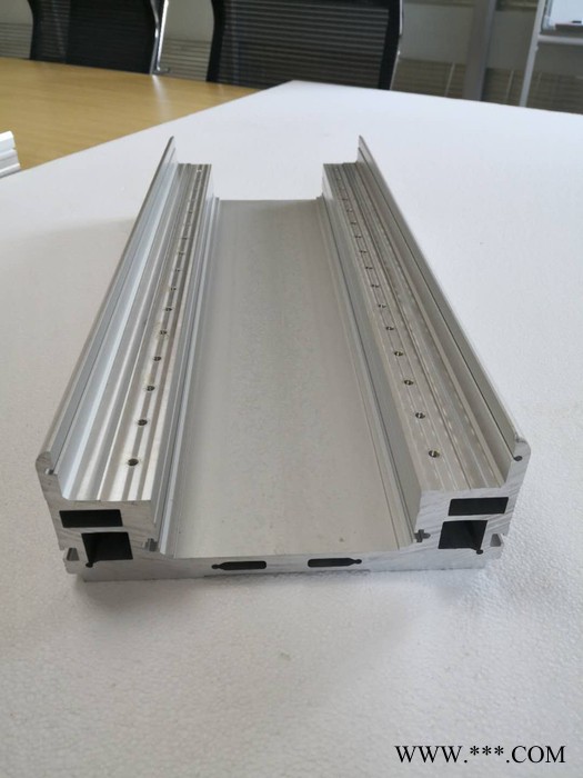 大用铝合金加工中心 铝素材生产铝型材氧化喷涂电泳喷砂表面处理切削打孔深加工厂家图4