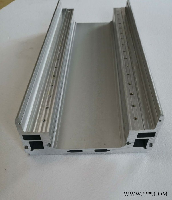 大用铝合金加工中心 铝素材生产铝型材氧化喷涂电泳喷砂表面处理切削打孔深加工厂家图6