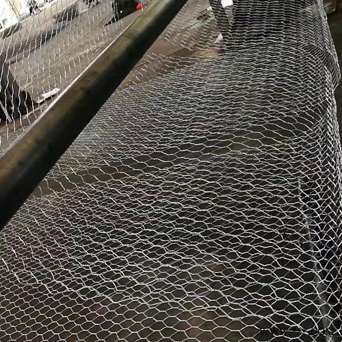 【宏利】铁丝石笼网  钢丝石笼网    电镀锌石笼网  石笼网厂家定制  石笼网厂家现货图4