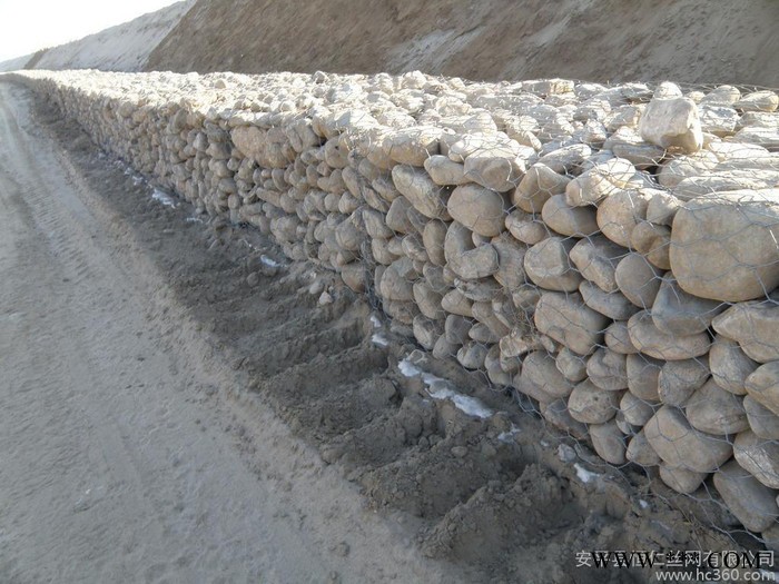 铁丝石笼网-山西电镀锌石笼网  **图3