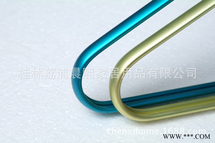 成人铝合金衣挂 潮铝线衣架服装店 金属扁铝男士展示衣服挂图3