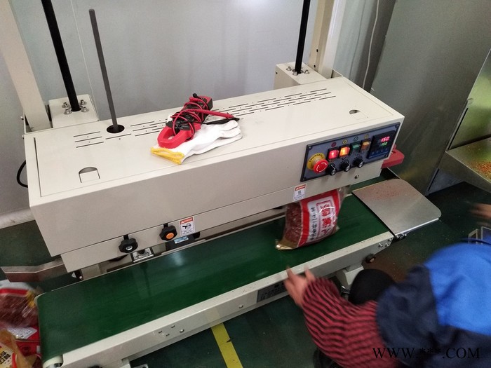 供应立式咖啡铝箔袋自动封口机 连续式面膜铝塑袋封袋机郑州图3