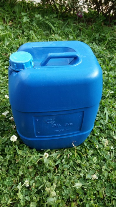 供应昆明三合一磷化液,四合一磷化液除锈剂,切削液,各种油漆图3