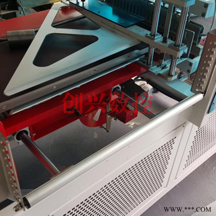 创兴生产 三层隔热处理包装机 大型保温板材热收缩封切机 塑封PE膜边封机图3