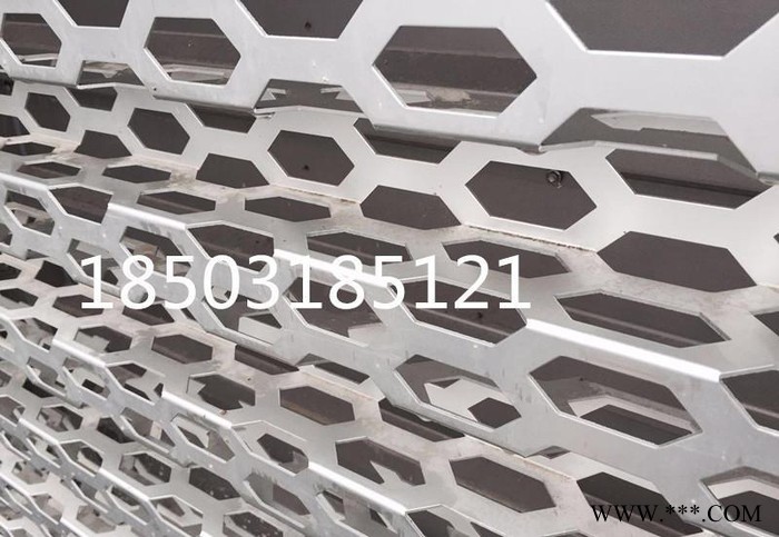 河北胜万奥迪4s店外墙阳极氧化冲孔板 氟碳喷涂冲孔板 长城网图3