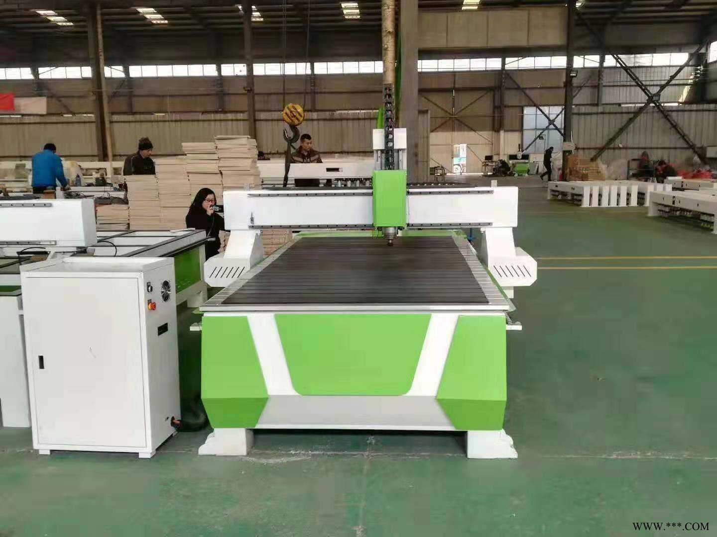 木工雕刻机  1325雕刻机  亚克力雕刻机 广告雕刻机 PVC雕刻机 铝基板雕刻机  五轴数控图2