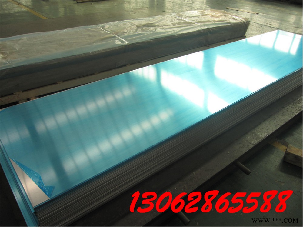 供应道路交通标志牌专用防锈铝圆板 三角铝板 配套铝槽 抱箍尺寸可定制，可贴各种级别反光膜图2