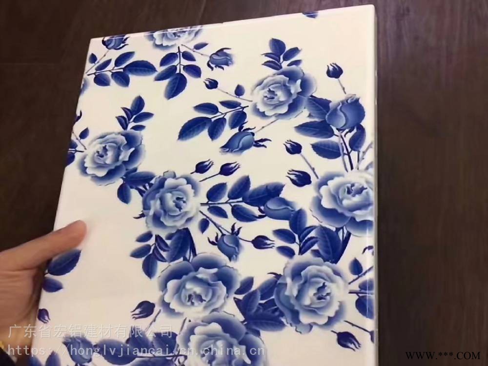 艺术铝板山水画冲孔铝板装饰可定制各种图案图3