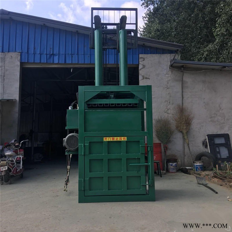 驰航废旧纸箱板打包机 塑料薄膜压包机厂家 自动出包省人工吨袋捆包机 立式下角料打包机 铝板液压打块机 黄浦区药材打包机图8