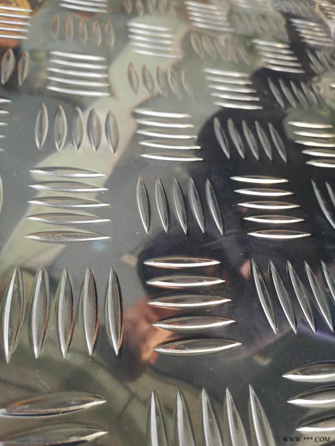 5083铝板冲孔铝板车船欢迎咨询图2