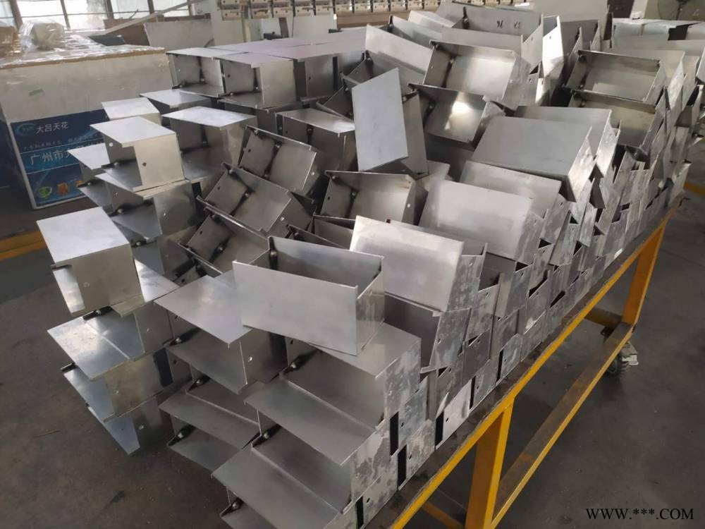 宏铝建材可定做高端铝单板 墙面装饰铝板 艺术冲孔铝板图3