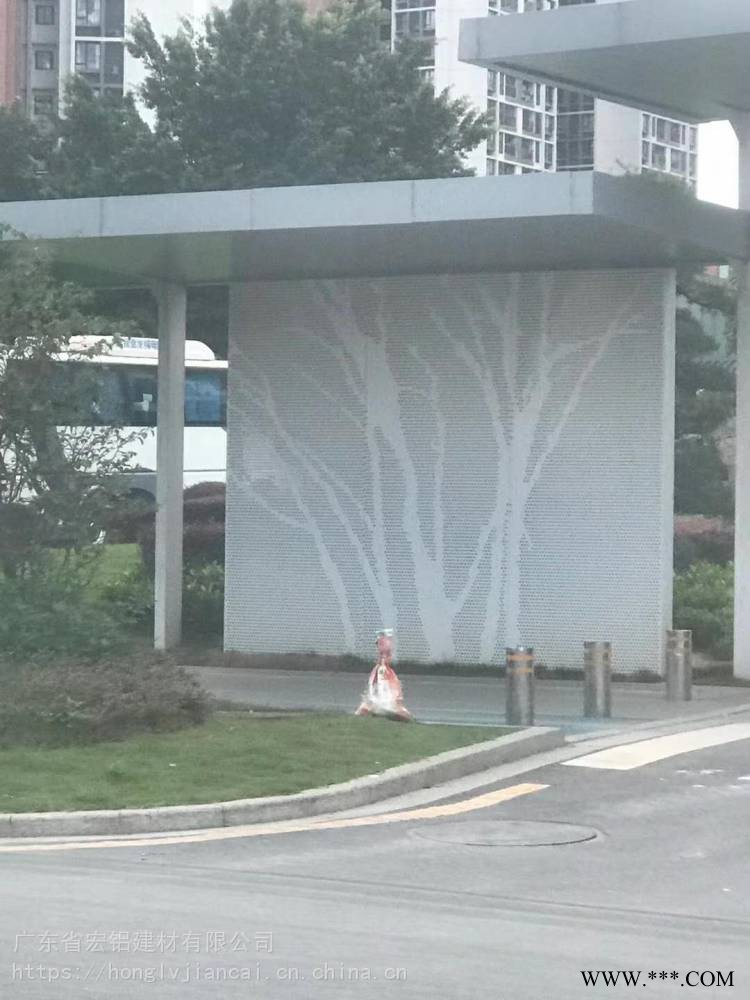 广州厂家定做铝单板 幕墙铝板 造型铝板 冲孔铝板图2