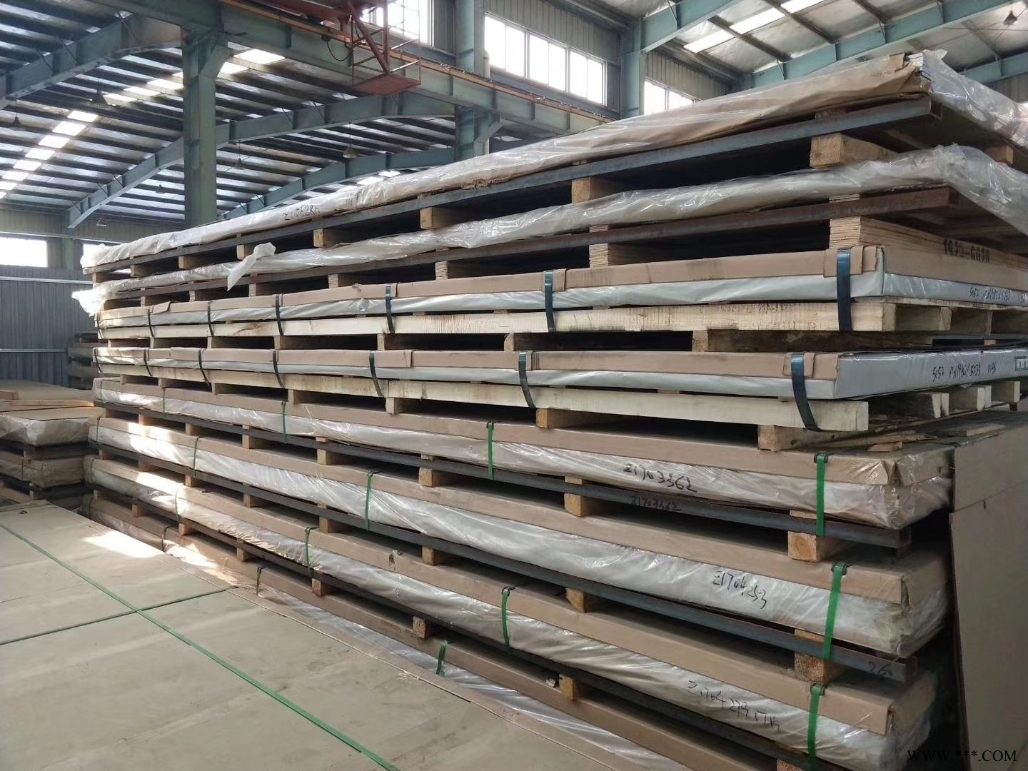 5754铝板冲孔铝板电器生产厂家图3