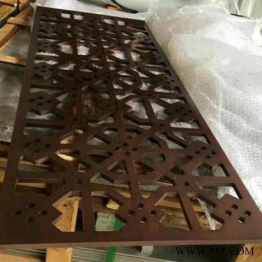 款式多种多样艺术冲孔铝板 雕花铝天花板供货厂家图5