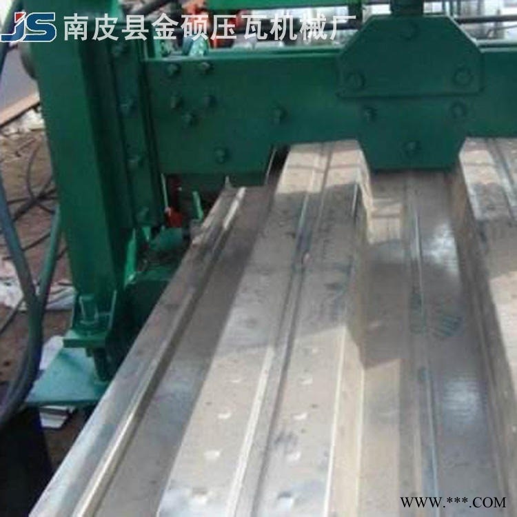 铝板防滑板扎花机器 数控压花机器 铁板压花机器 品质可靠 金硕压瓦机图3