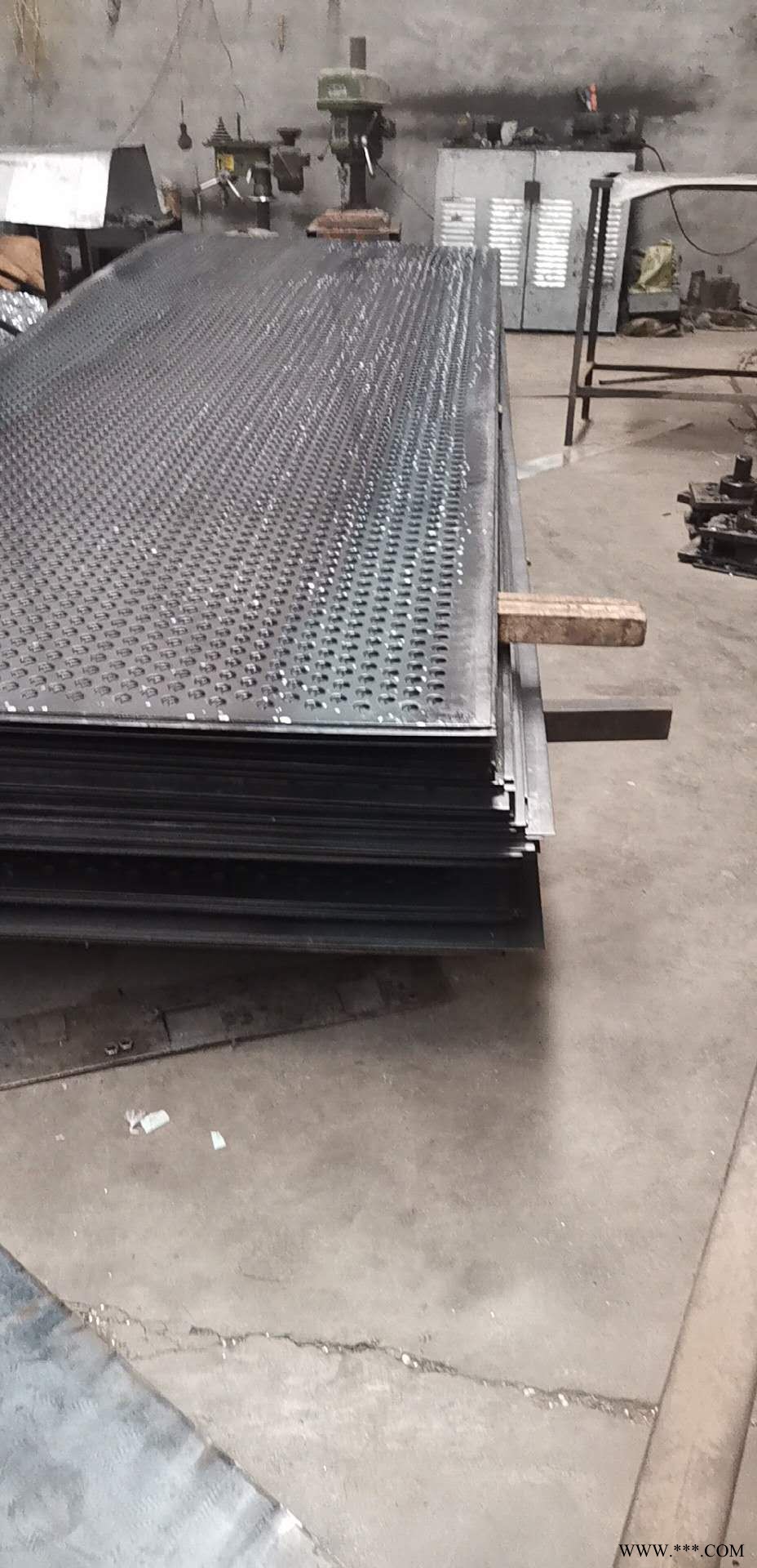 不锈钢冲孔板 塑料圆孔网板冲孔网板铝板材质 不锈钢冲孔板厂家供应图8