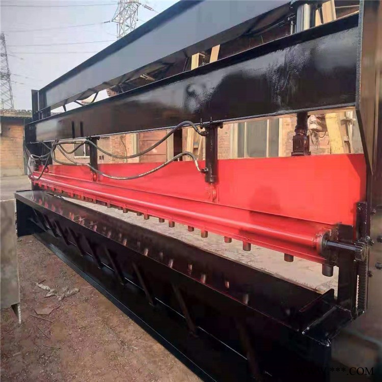 宝强机械批发小型裁板机 1.3米电动剪板机 脚踏式铝板裁板机图2