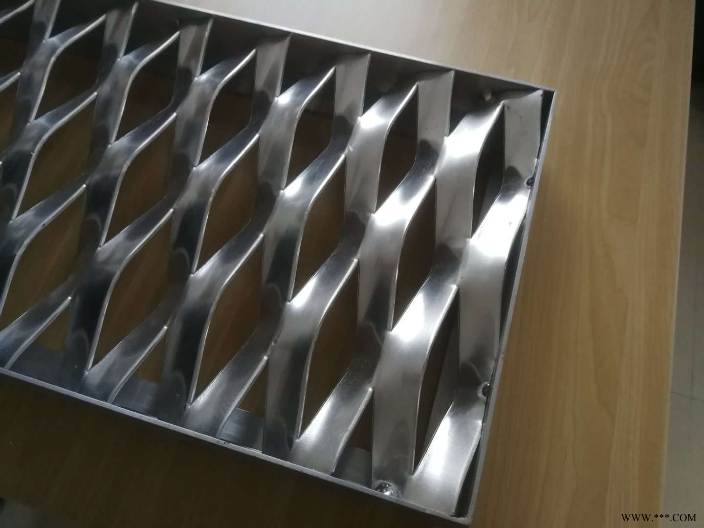 外立面金属方格装饰网钢板网 铝板装饰网 不锈钢菱形装饰网 一诺定做 多规格重型钢板网图2