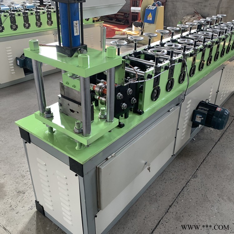 镀锌板地槽机器 铝板地槽机器 昌益压瓦机 现货供应 全自动镀锌板压槽机图2