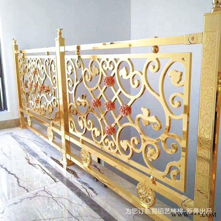 建瓯镜光铝板雕花镂空隔断给人以富丽堂皇的濡染力