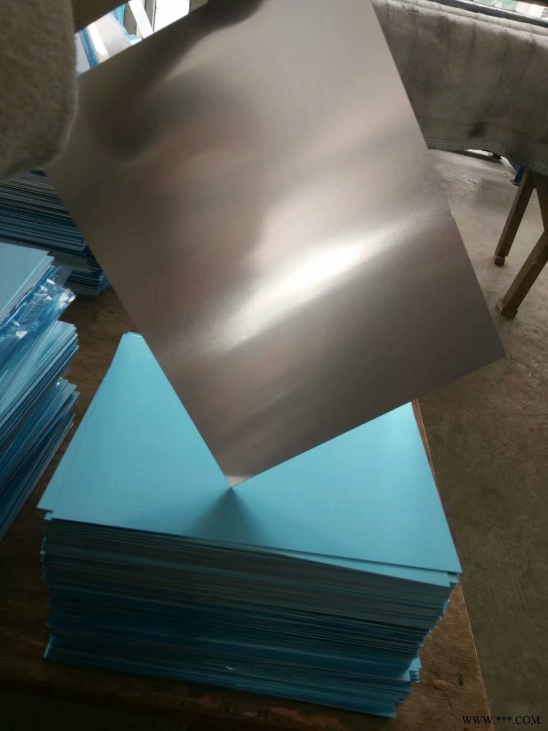 供应1060 5052开平铝板 现货充足 厚度齐全 规格可定尺图2