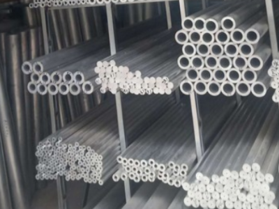 国标6061,6063铝管，超大铝合金圆管，批发零售5052大铝管图3