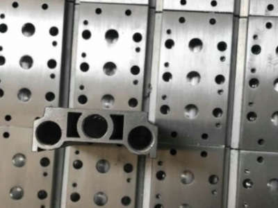 工业铝型材6061欧标支架铝型材流水线型材6061材质佛山厂家批发图3