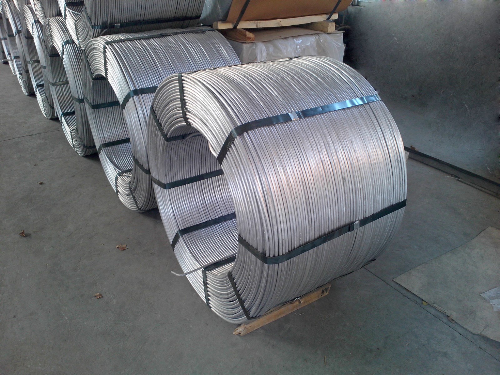 供应商1060铝线批发  1060铝杆 脱氧铝线 铝杆 铝豆规格齐全图2