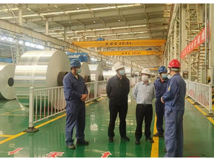 云南佳诚新型材料有限公司董事长魏全春到访天成彩铝公司